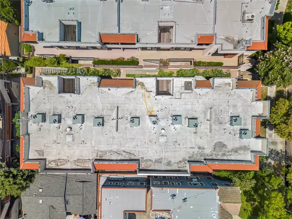 Glendale, CA 91202,1207 N Columbus AVE