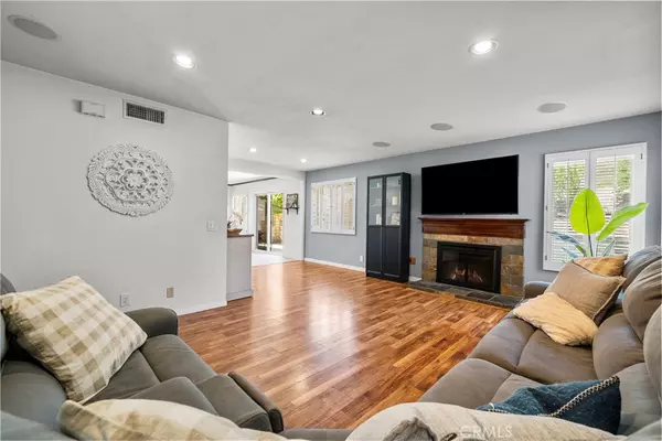 Saugus, CA 91350,21643 Masterson CT