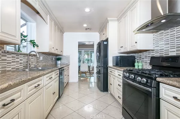 Glendale, CA 91206,420 Canyon DR