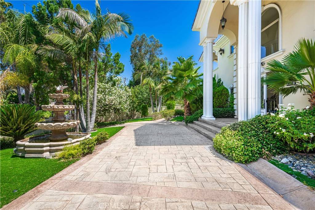 Tarzana, CA 91356,5108 Otis AVE