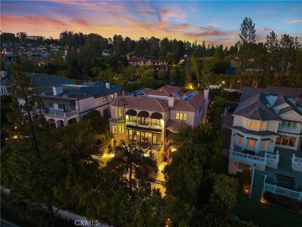 Los Angeles, CA 90077,2323 Worthing LN