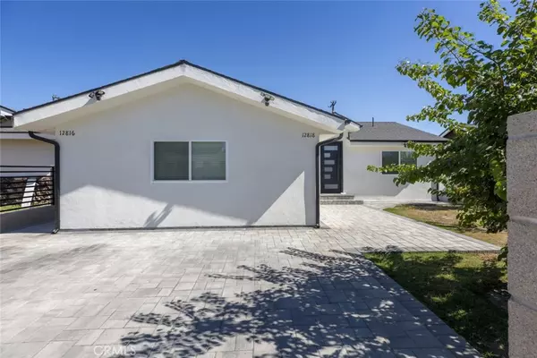 12818 Arminta ST, North Hollywood, CA 91605