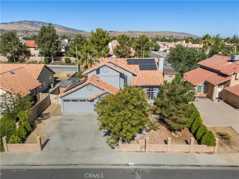 39531 Hawthorne ST, Palmdale, CA 93551