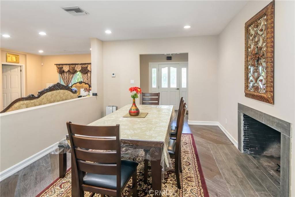 Northridge, CA 91324,18948 Lassen ST