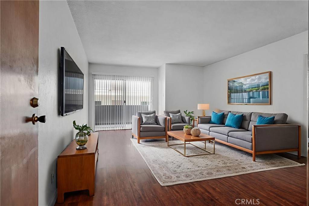 Inglewood, CA 90301,218 E Tamarack AVE #5