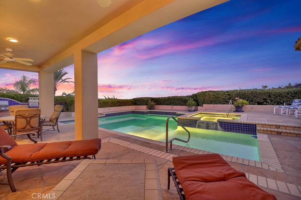 Calabasas, CA 91302,4570 Park Marbella