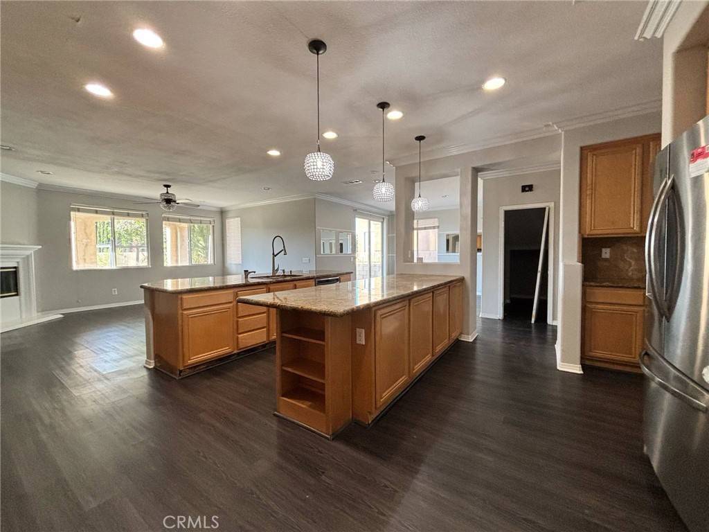 Palmdale, CA 93551,3715 Club Rancho DR