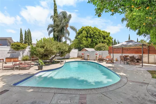 15354 Leadwell ST, Van Nuys, CA 91406