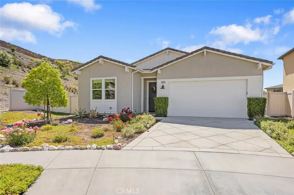 Saugus, CA 91350,28816 Sedge LN