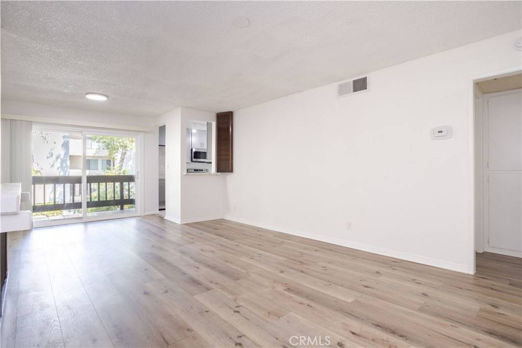 Culver City, CA 90230,7205 Summertime LN