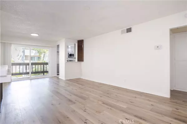Culver City, CA 90230,7205 Summertime LN