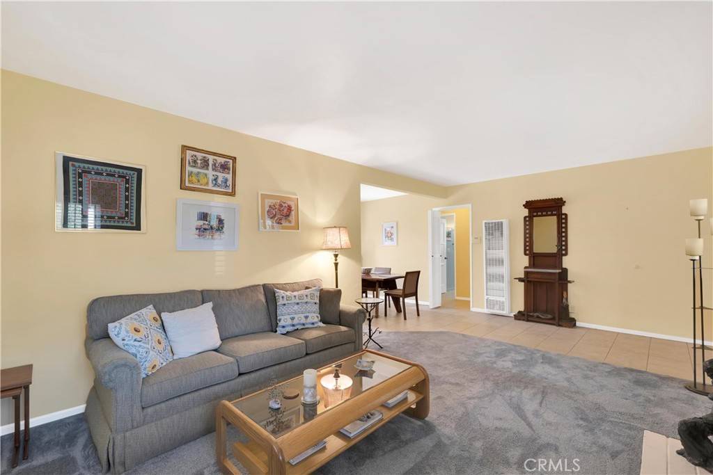 Woodland Hills, CA 91367,22845 Leonora DR