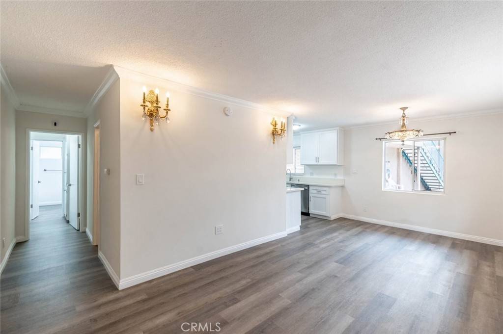 Reseda, CA 91335,6520 Shirley AVE #3