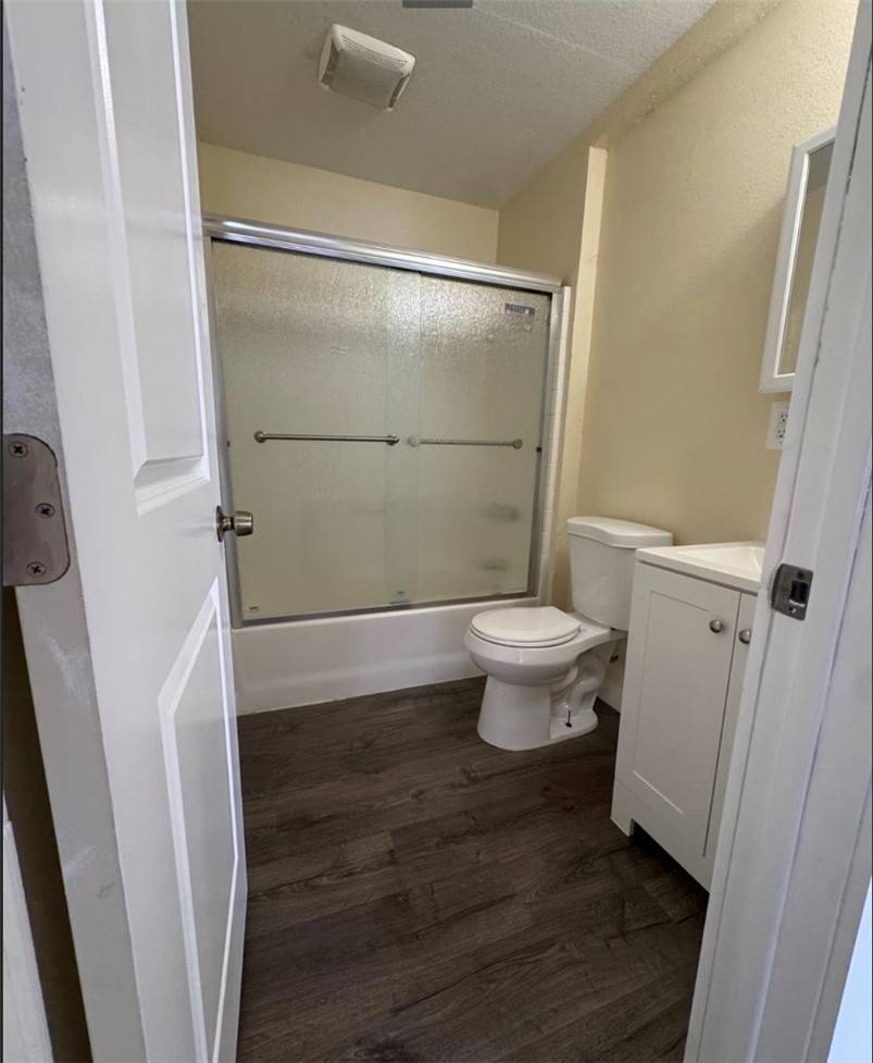 Bakersfield, CA 93307,6645 Betty ST