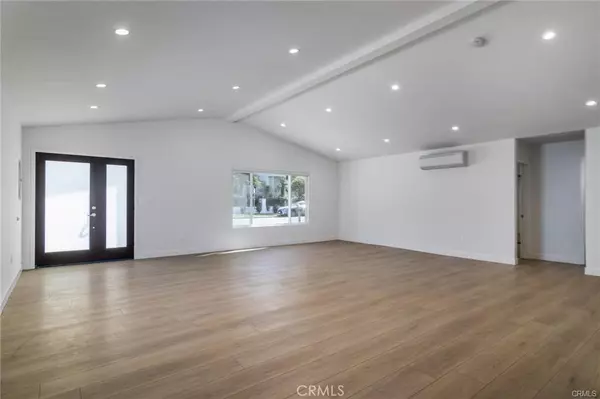 Tarzana, CA 91356,5457 Beckford AVE