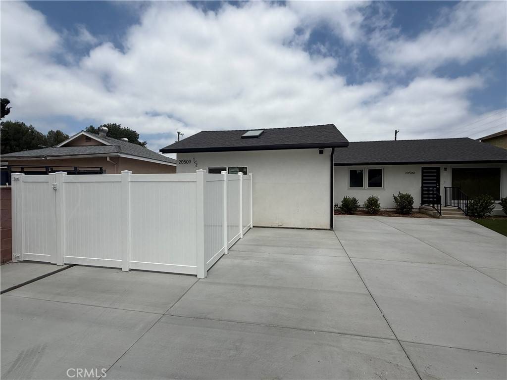 Winnetka, CA 91306,20509 1/2 Vose