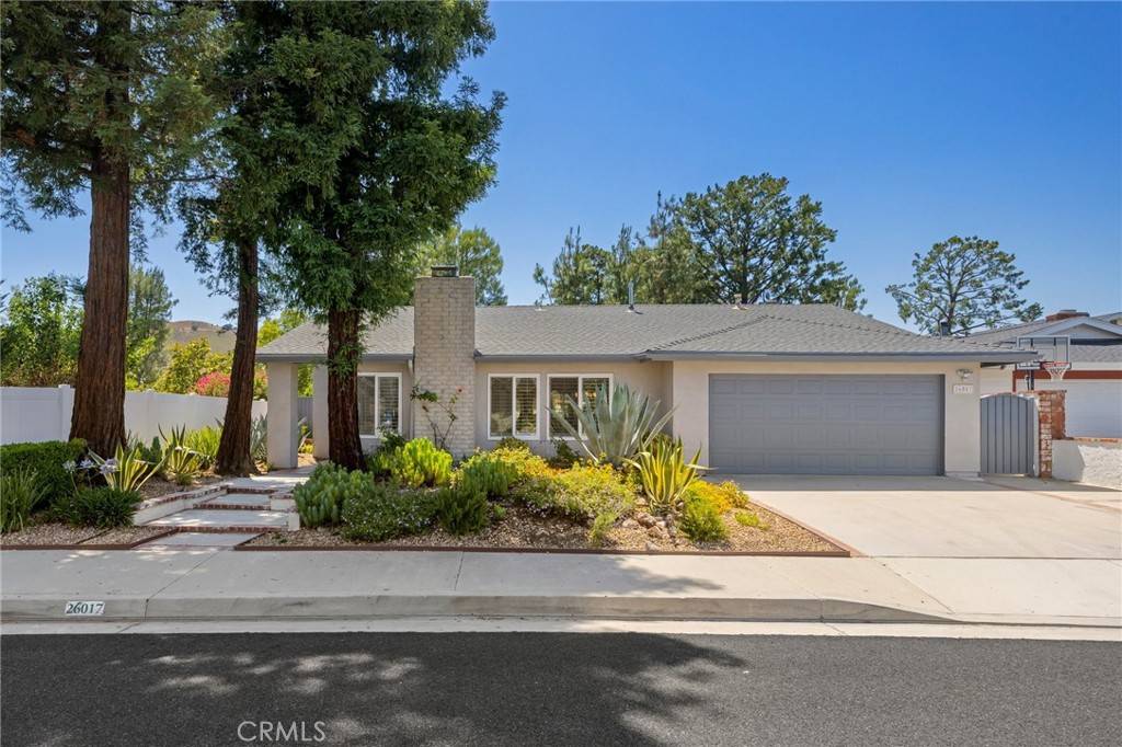 26017 Redbluff DR, Calabasas, CA 91302