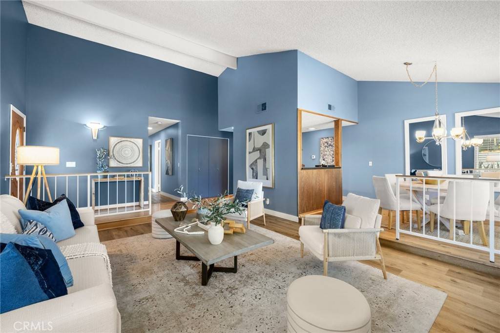 Calabasas, CA 91302,26017 Redbluff DR