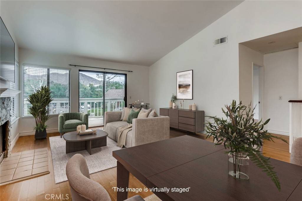 Oak Park, CA 91377,529 El Azul CIR
