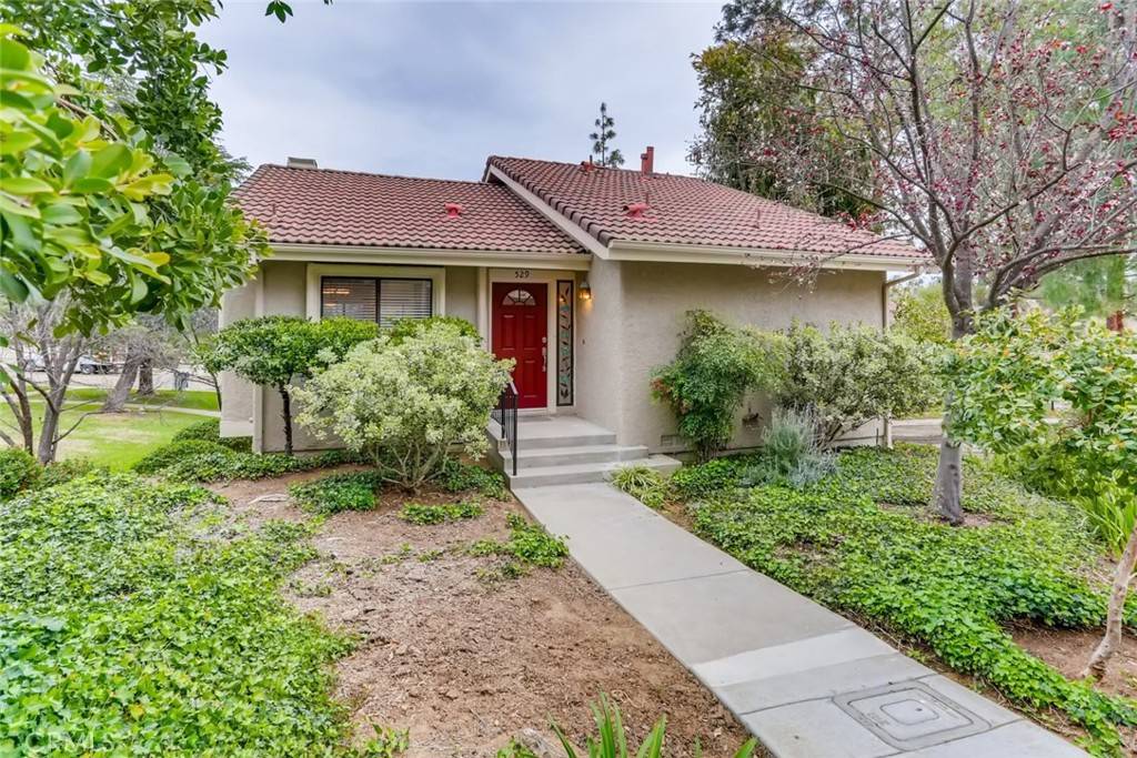 529 El Azul CIR, Oak Park, CA 91377