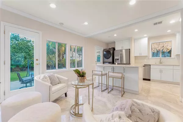 Reseda, CA 91335,19119 Lemay ST