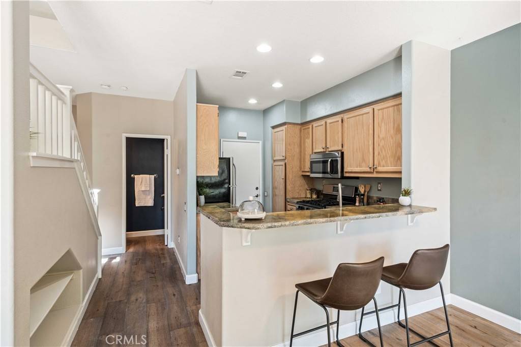 Valencia, CA 91354,23612 Muir TRL #74