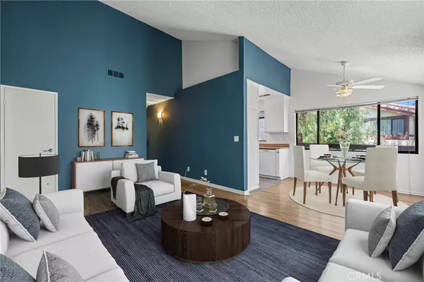 18165 Sundowner WAY #914, Canyon Country, CA 91387