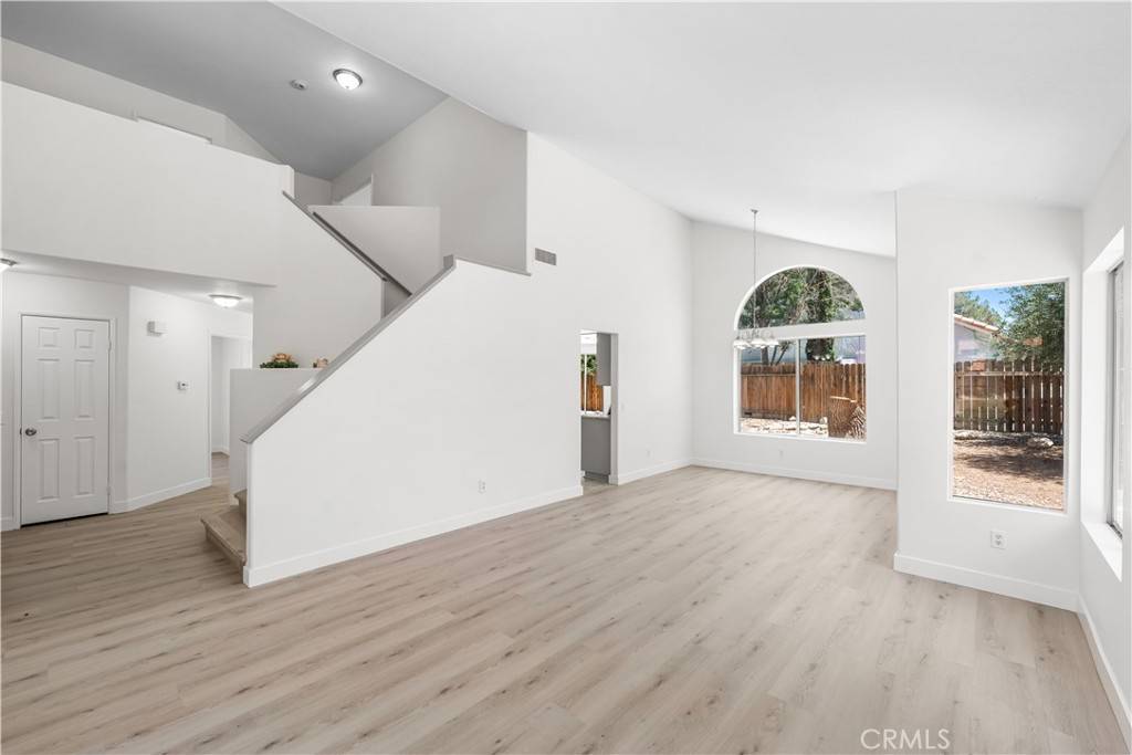Palmdale, CA 93551,39524 Hawthorne ST