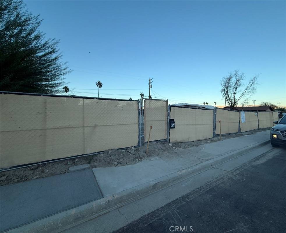 Palm Springs, CA 92262,454 PALM VISTA