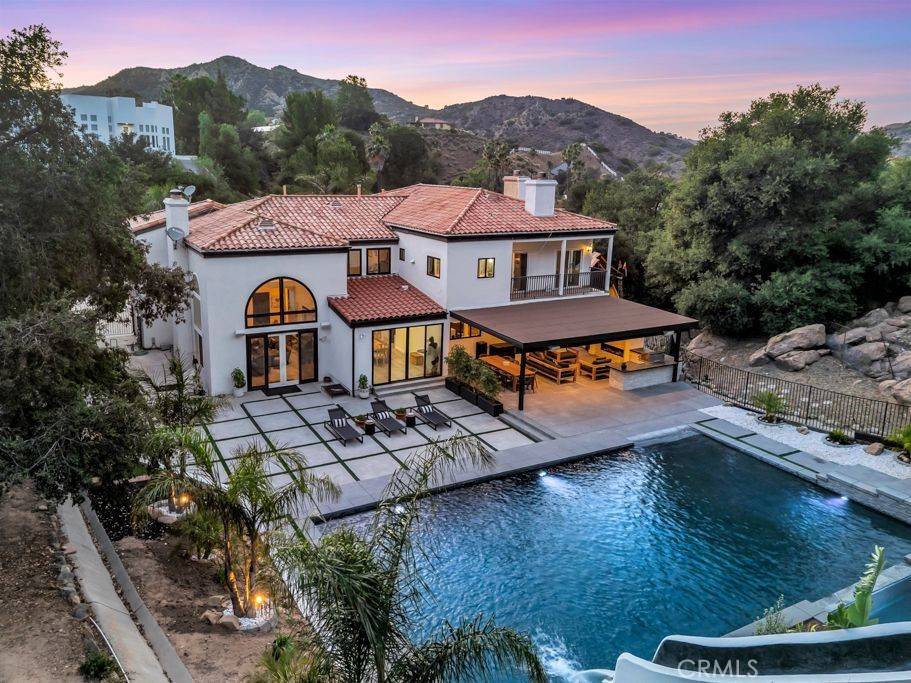 176 Saddlebow RD, Bell Canyon, CA 91307