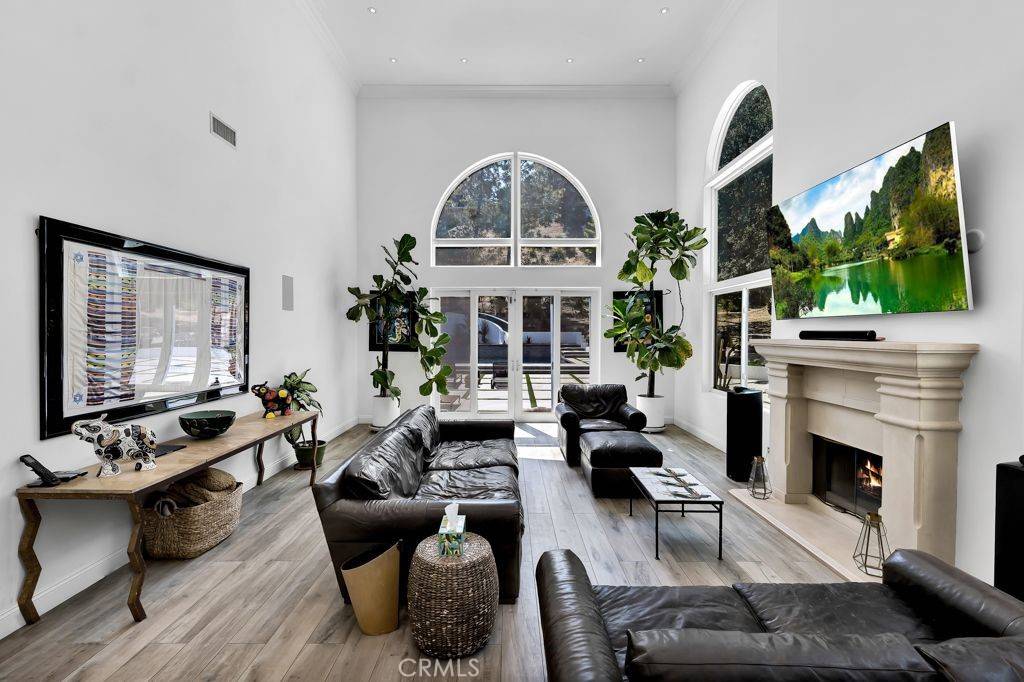 Bell Canyon, CA 91307,176 Saddlebow RD