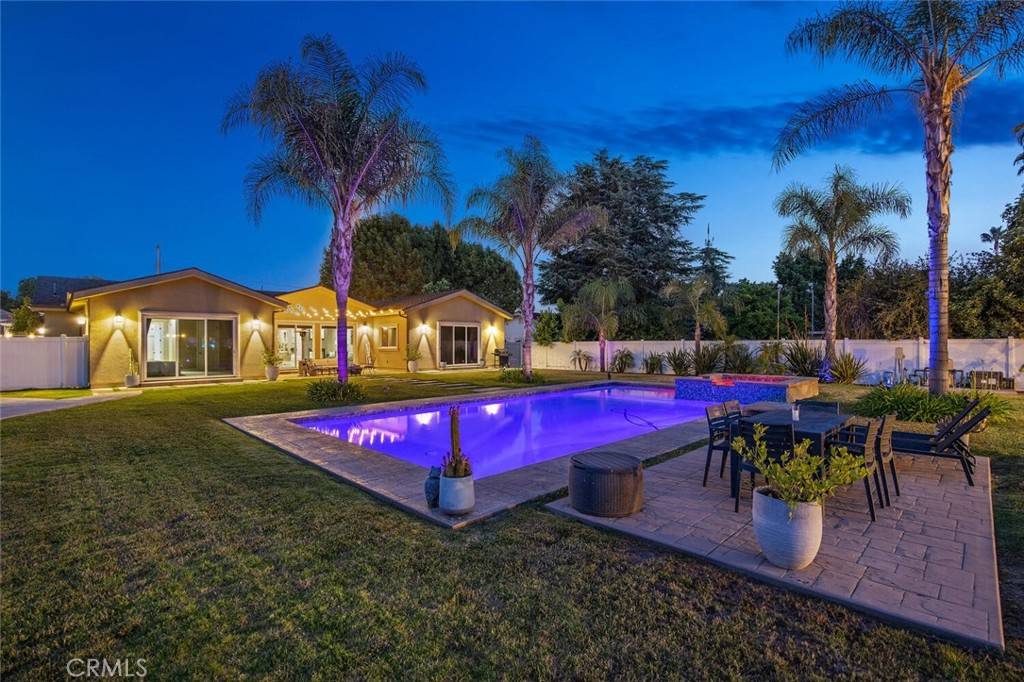 Sherwood Forest, CA 91325,8817 Encino AVE