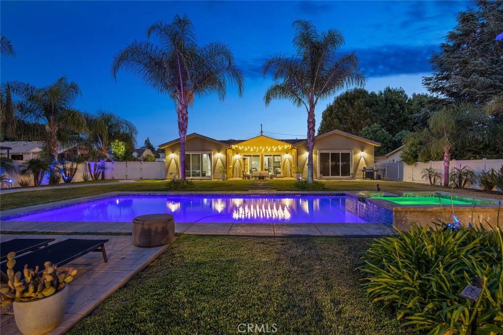 8817 Encino AVE, Sherwood Forest, CA 91325