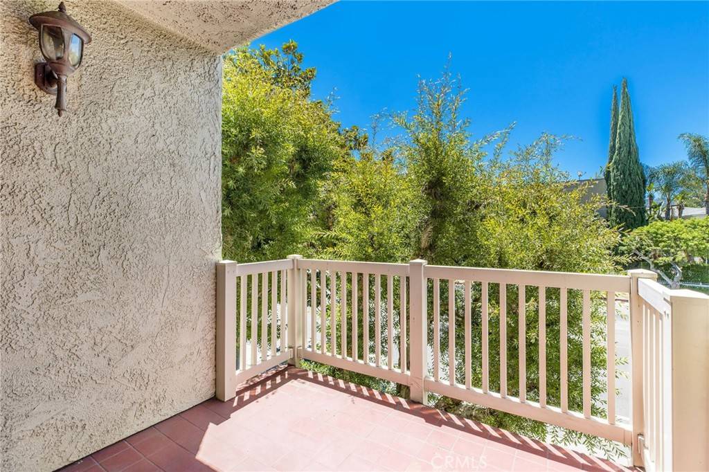 Sherman Oaks, CA 91423,14315 Riverside DR #209