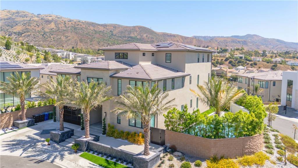 Porter Ranch, CA 91326,20043 Mersey LN