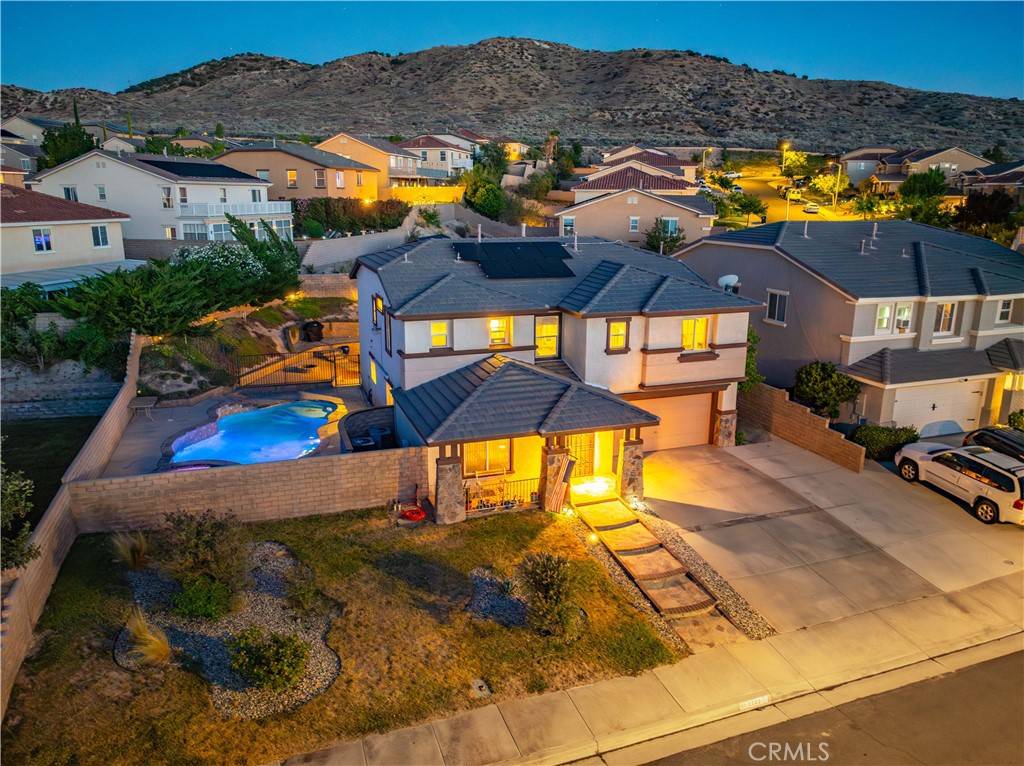 Palmdale, CA 93551,2322 Carolyn DR