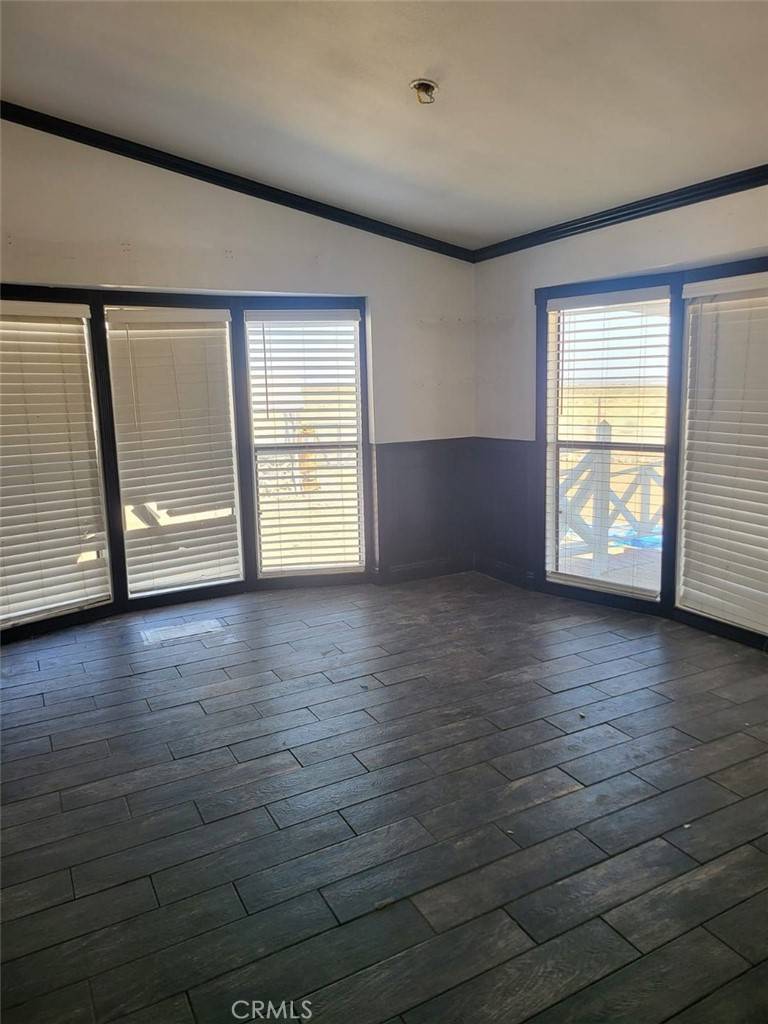 Llano, CA 93544,33391 165th ST E