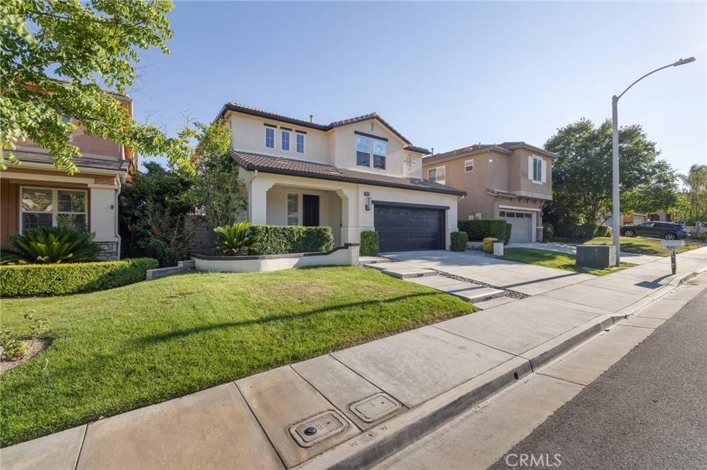 Saugus, CA 91350,19924 Via Joyce DR