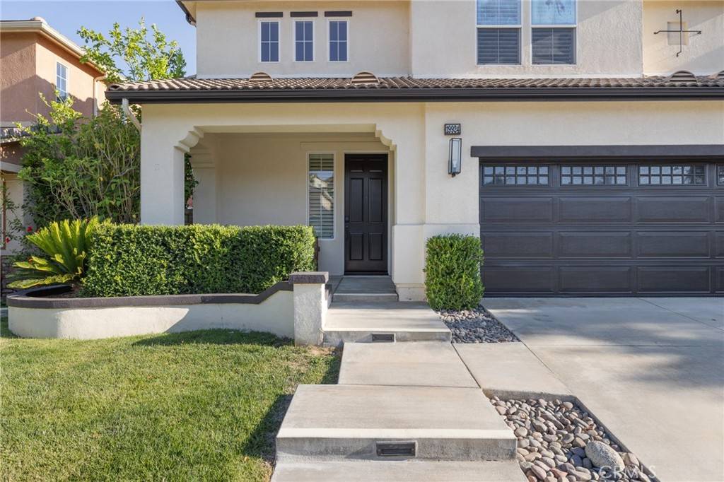 Saugus, CA 91350,19924 Via Joyce DR