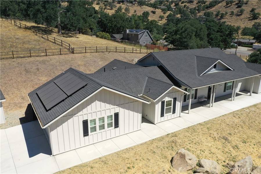 25904 Bear Valley RD, Tehachapi, CA 93561