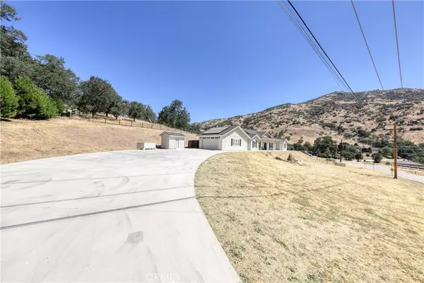 Tehachapi, CA 93561,25904 Bear Valley RD