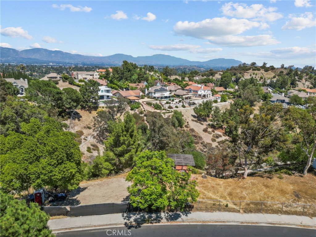 Granada Hills, CA 91344,0 Nugent Dr.