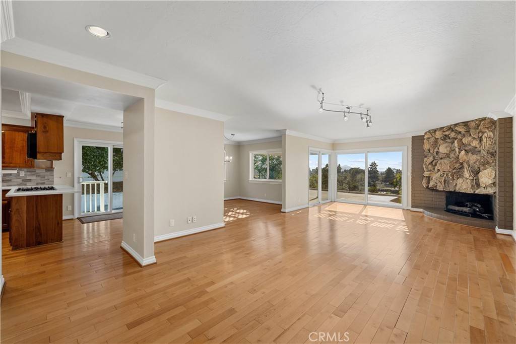 Thousand Oaks, CA 91362,949 Falmouth ST