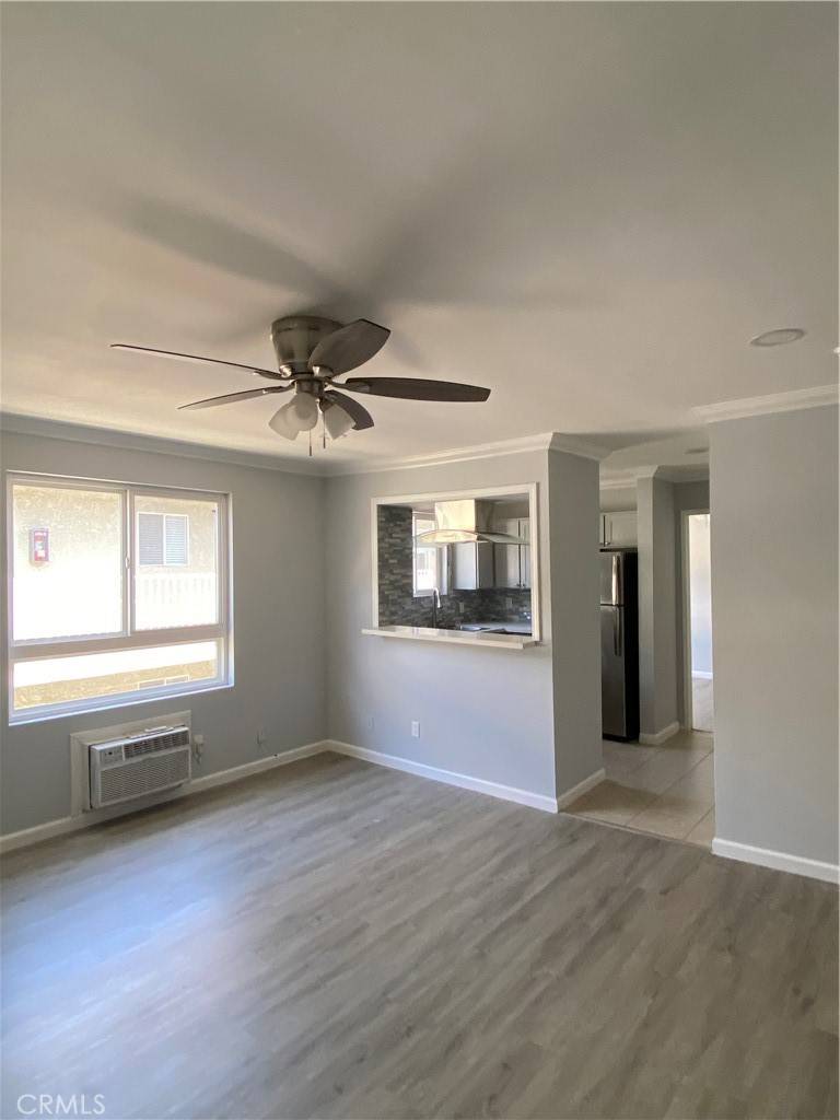 10900 Blix ST #10, North Hollywood, CA 91602