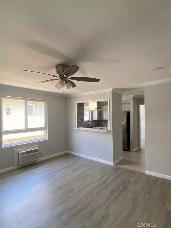 10900 Blix ST #10, North Hollywood, CA 91602