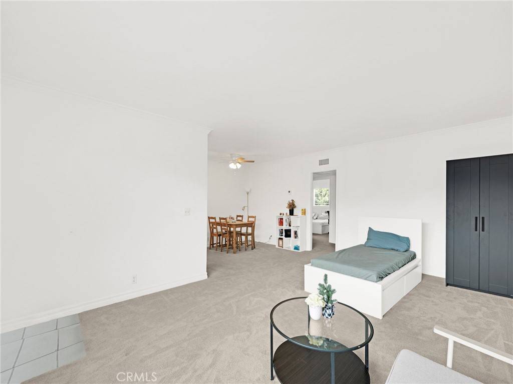 Burbank, CA 91506,525 S Shelton ST #205