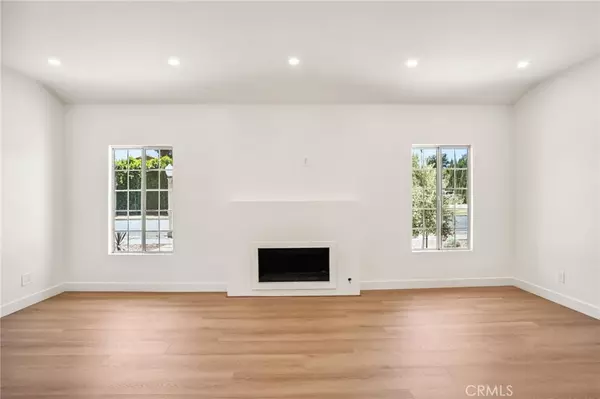 Valley Village, CA 91602,4702 Kraft AVE