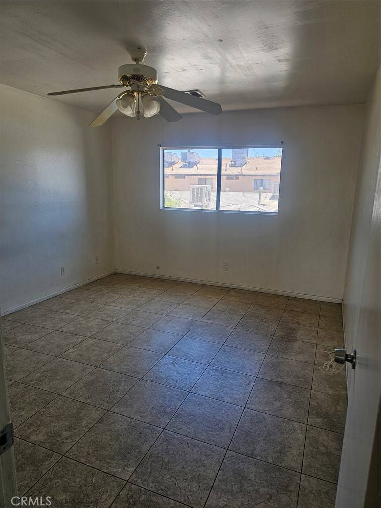 Lancaster, CA 93534,45419 10th ST W #D