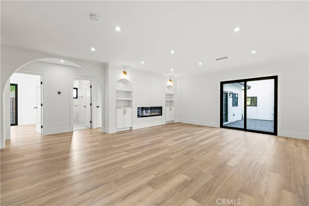 Granada Hills, CA 91344,16243 Chatsworth ST