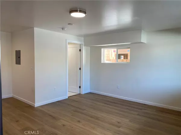 North Hollywood, CA 91606,12126 Oxnard ST #10